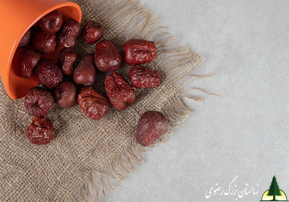 نهال عناب گلابی (lang)